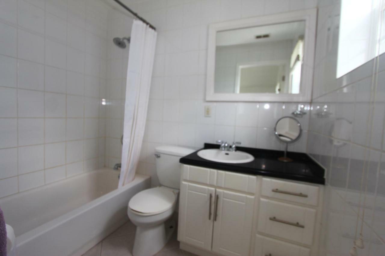The White House Villa Jolly Harbour Luaran gambar